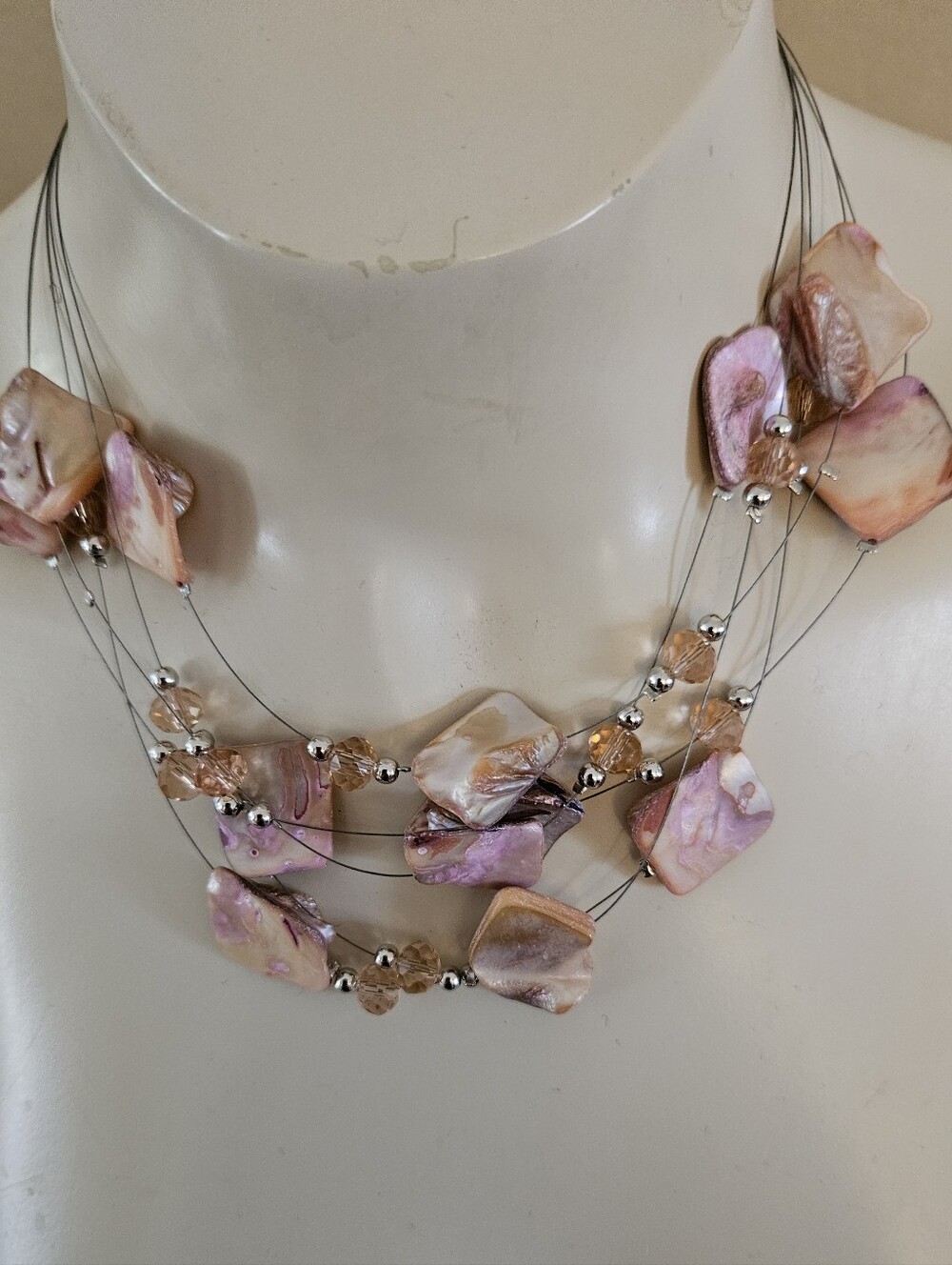 Multistrand Pink Shell Statement Necklace - Picture 4 of 12